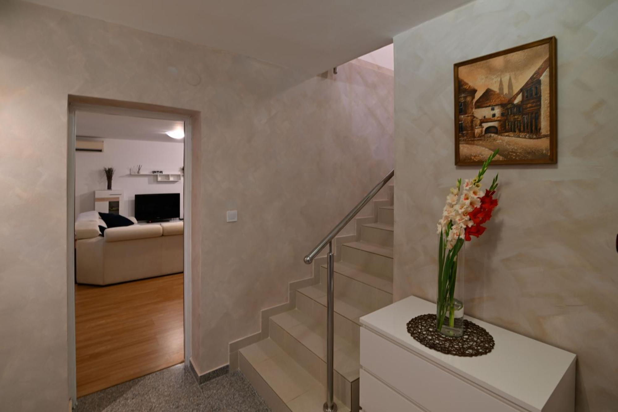 Carobni Pogled Zagreb Villa Exteriör bild