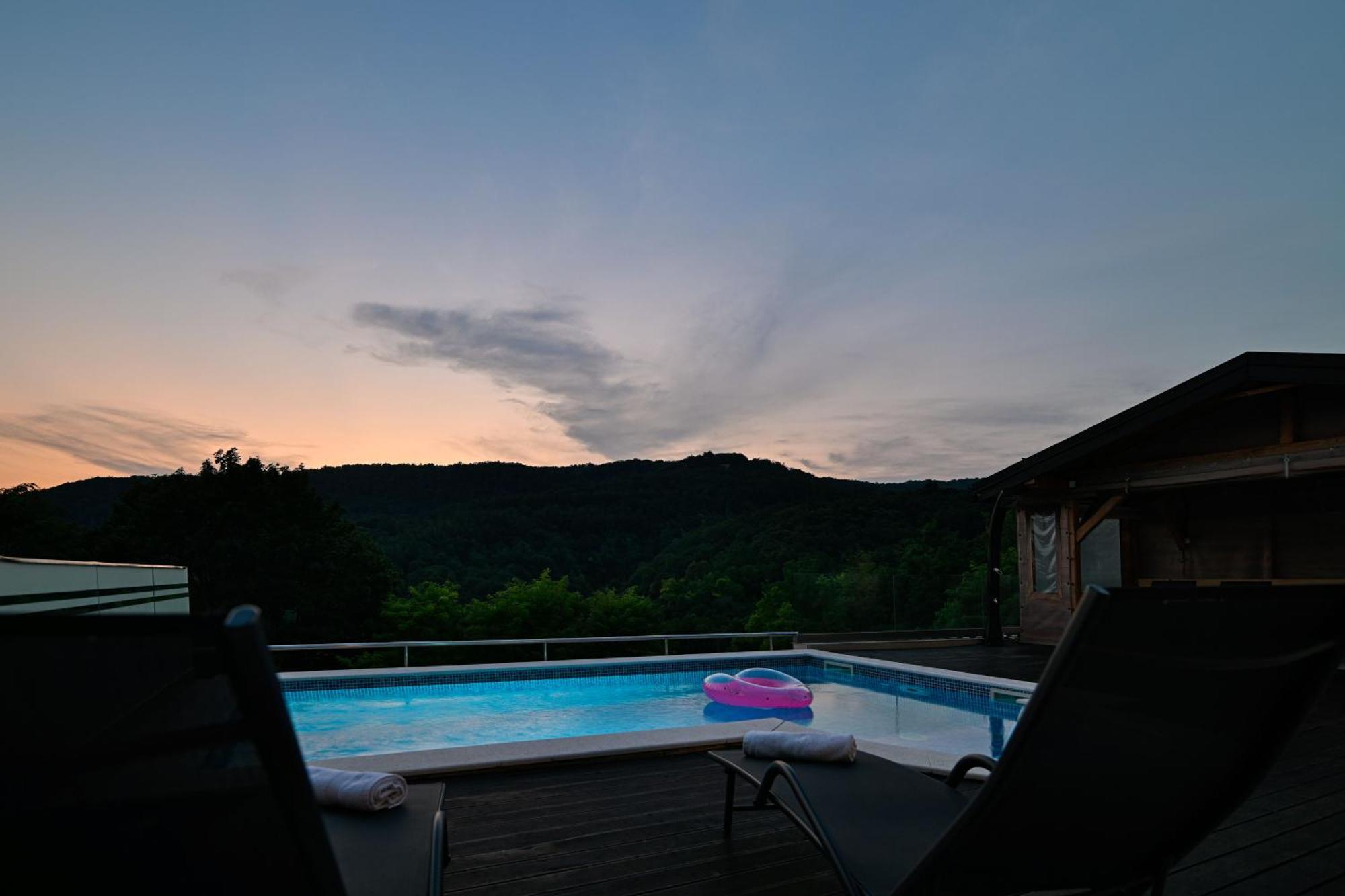 Carobni Pogled Zagreb Villa Exteriör bild